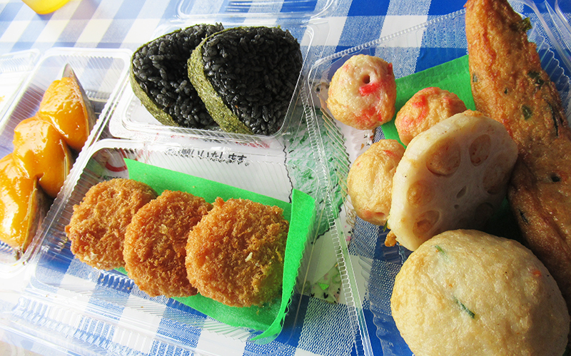沖縄県 恩納村 恩納の駅 なかゆくい市場 天ぷらとおにぎりとウニクリーム