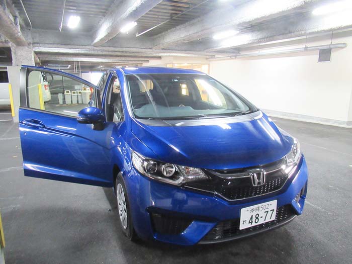 沖縄 那覇空港 レンタカーの借り方の説明